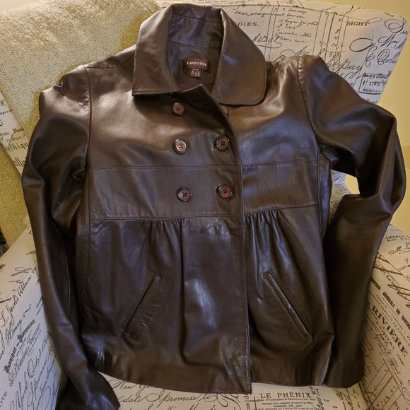 Dark brown Danier leather jacket (XS) - Picture 1 of 2